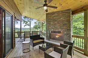 Elegant Creekside Cabin w/ Hot Tub, Views & More!