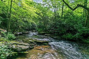 Creekside Cabin w/ Hot Tub, Mtn Views & More!