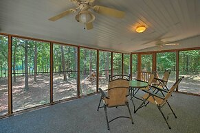 Pet-friendly Toccoa Home w/ Deck + Lake Access!