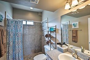 Tucson Home w/ Wraparound Balcony, Walk to U of A!