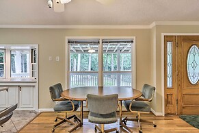 Mcdonough Getaway w/ Private Lake on 24 Acres