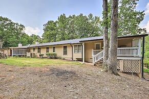 Mcdonough Getaway w/ Private Lake on 24 Acres