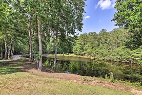 Mcdonough Getaway w/ Private Lake on 24 Acres