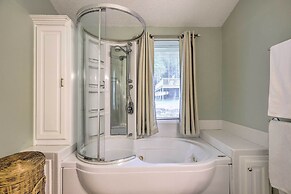 Mcdonough Getaway w/ Private Lake on 24 Acres