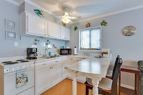 Breezy Tybee Island Condo - 100 Yards From Beach!