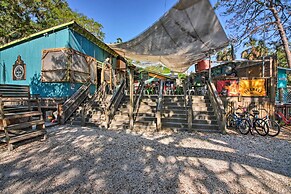 Breezy Tybee Island Condo - 100 Yards From Beach!