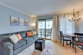 Breezy Tybee Island Condo - 100 Yards From Beach!