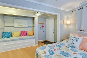 Breezy Tybee Island Condo - 100 Yards From Beach!
