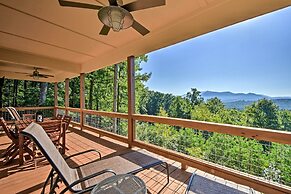 Hiawassee Home w/ Views < 1 Mi to Lake Chatuge