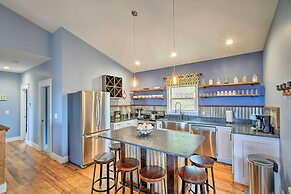 Hiawassee Home w/ Views < 1 Mi to Lake Chatuge