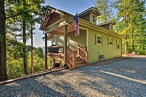 Hiawassee Home w/ Views < 1 Mi to Lake Chatuge