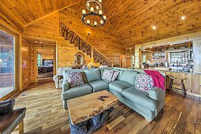 Unique Mineral Bluff Home With Mountain Views!