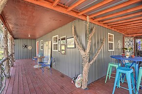 Charming Escape w/ Fire Pit in Summerville!