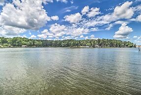 Waterfront Lake Sinclair Home w/ Boat Dock!