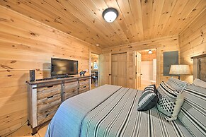 Blue Ridge Hideaway w/ Fire Pit & Mtn Views!