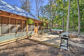 Stunning Cabin Getaway w/ Private Hot Tub!