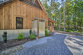 Stunning Cabin Getaway w/ Private Hot Tub!
