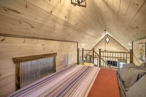 Stunning Cabin Getaway w/ Private Hot Tub!