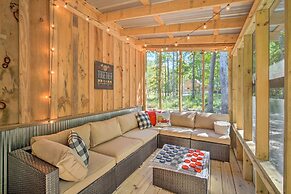 Stunning Cabin Getaway w/ Private Hot Tub!