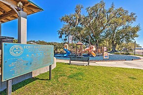 Harbor Oaks Haven: Walk to Front Beach & Downtown!
