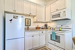 Harbor Oaks Haven: Walk to Front Beach & Downtown!