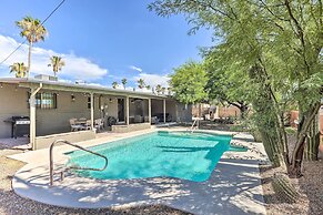 Tucson Getaway w/ Private Pool & Gas Grill!