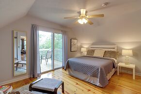 Blue Ridge Getaway w/ Hot Tub & Seasonal View!