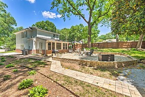 Cheery Cottage w/ Yard < 1 Mile to Marietta Square