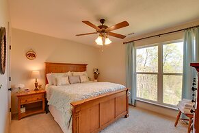 Lakemont Retreat: Game Room, Hot Tub, & Mtn Views!