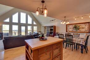 Lakemont Retreat: Game Room, Hot Tub, & Mtn Views!