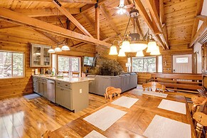4 Mi to Beach: Lake Tahoe Mountain Retreat!