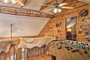 Luxe Fightingtown Creek Cabin: 2 King Suites & Spa