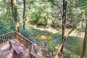 Luxe Fightingtown Creek Cabin: 2 King Suites & Spa