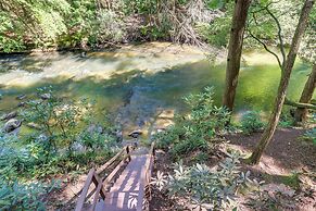 Luxe Fightingtown Creek Cabin: 2 King Suites & Spa