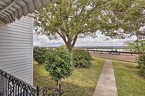 Charming Cottage w/ Mississippi River Views!