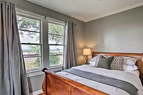 Charming Cottage w/ Mississippi River Views!
