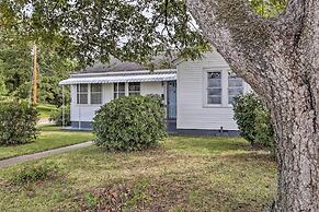 Charming Cottage w/ Mississippi River Views!