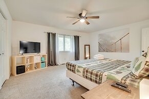 Spacious Rustic Helen Abode ~ 1/2 Mi From Tubing!