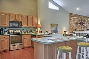 Lakefront Hiawassee Home w/ Boat Dock & Hot Tub!