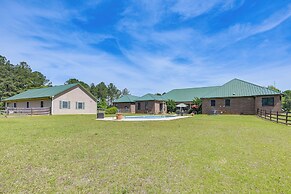 Spacious Elko Home - 6 Mi to Georgia Fairgrounds!