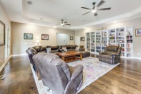 Spacious Elko Home - 6 Mi to Georgia Fairgrounds!