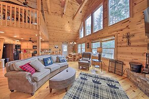 Cozy Blue Ridge Cabin w/ Sauna & Trail Access!