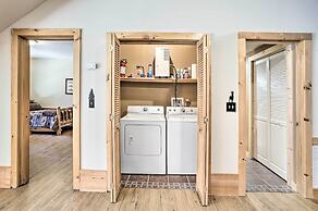 Cozy Blue Ridge Cabin w/ Sauna & Trail Access!