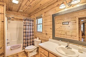 Cozy Blue Ridge Cabin w/ Sauna & Trail Access!