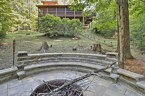 Cozy Blue Ridge Cabin w/ Sauna & Trail Access!