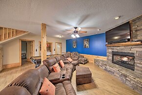 Cozy Blue Ridge Cabin w/ Sauna & Trail Access!