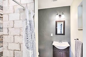 Tucson Home w/ Patio & Games < 1 Mi to Park Place