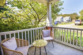 Pet-friendly Norfolk Retreat ~ 7 Mi to Beach!