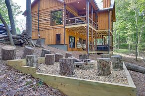 Luxe Morganton Cabin: Hot Tub, Fire Pit, Game Room