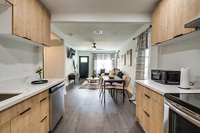 3 Mi to French Quarter: Modern Apt in New Orleans
